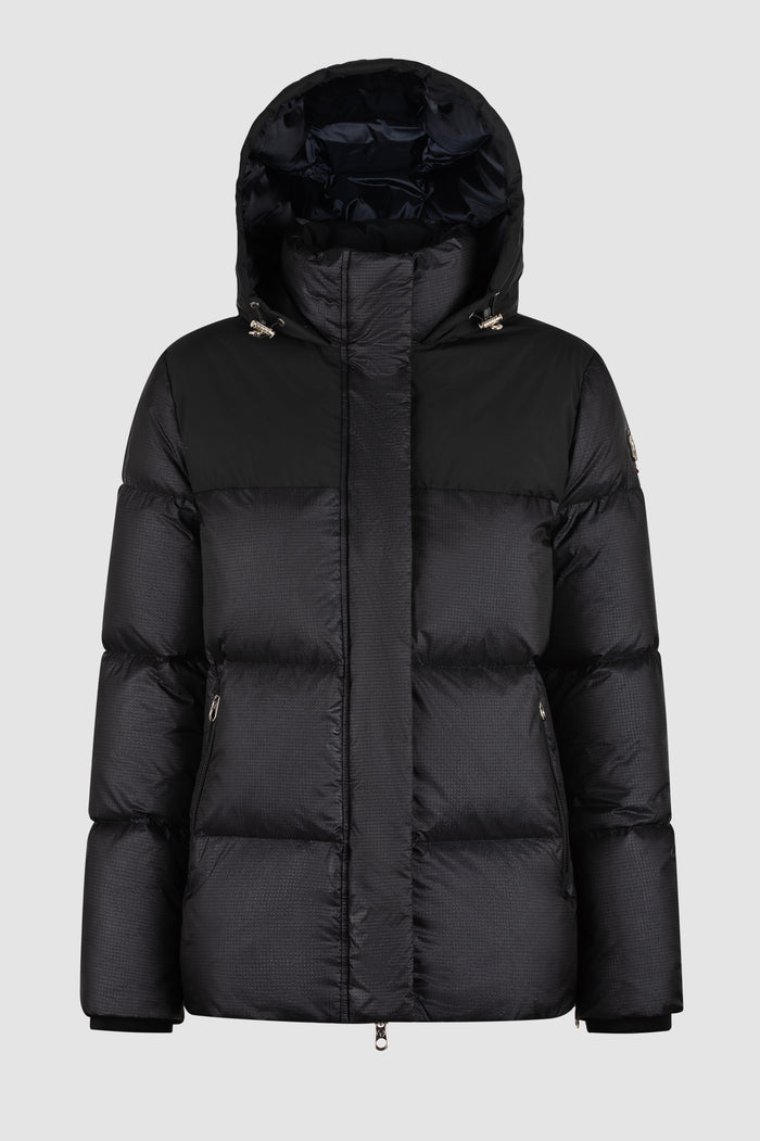 TERRA - Woman's Apparel - Cape Horn